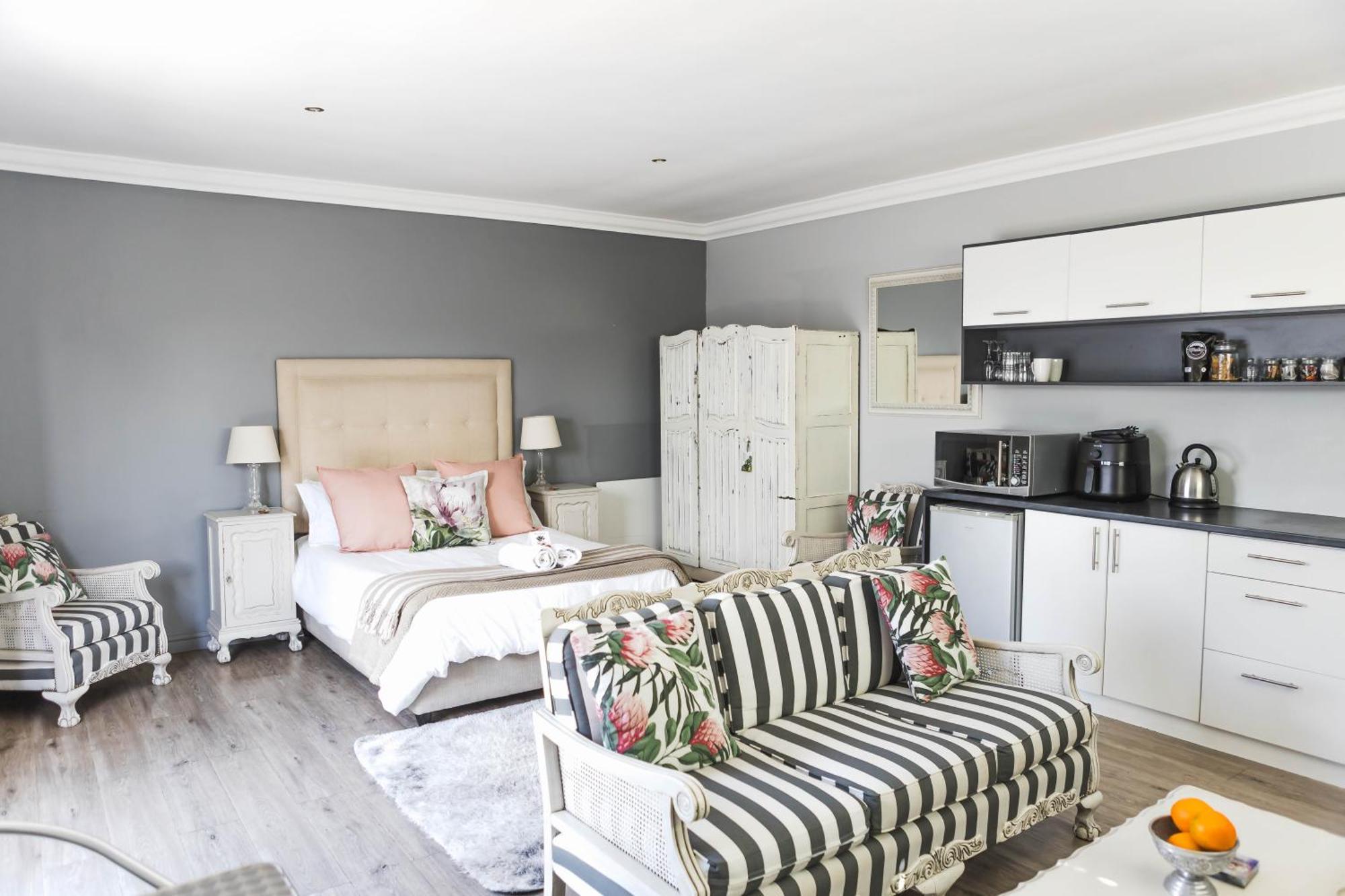 Namaste Spacious Studio Apartment Langebaan Exterior foto